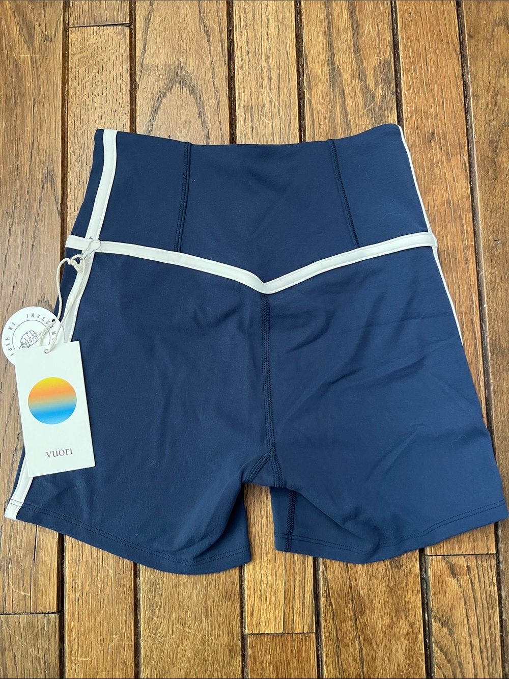 Vuori Blue Coast All The Feels Corset Bike Shorts 4" Size XS NWT - Picture 5 of 6